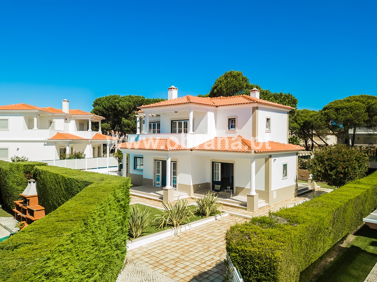 4 Bedroom Villa : A perfect Golden Visa family home