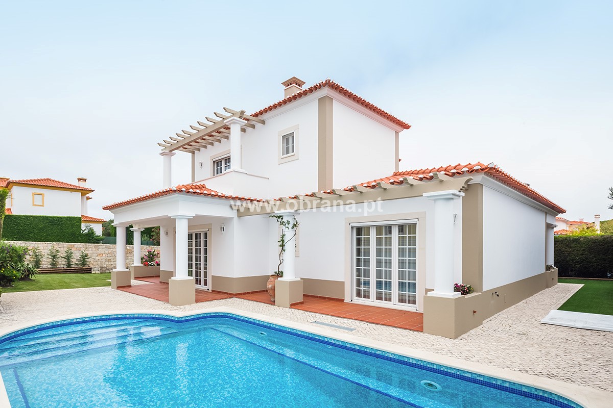 3 Bed Villa with Pool