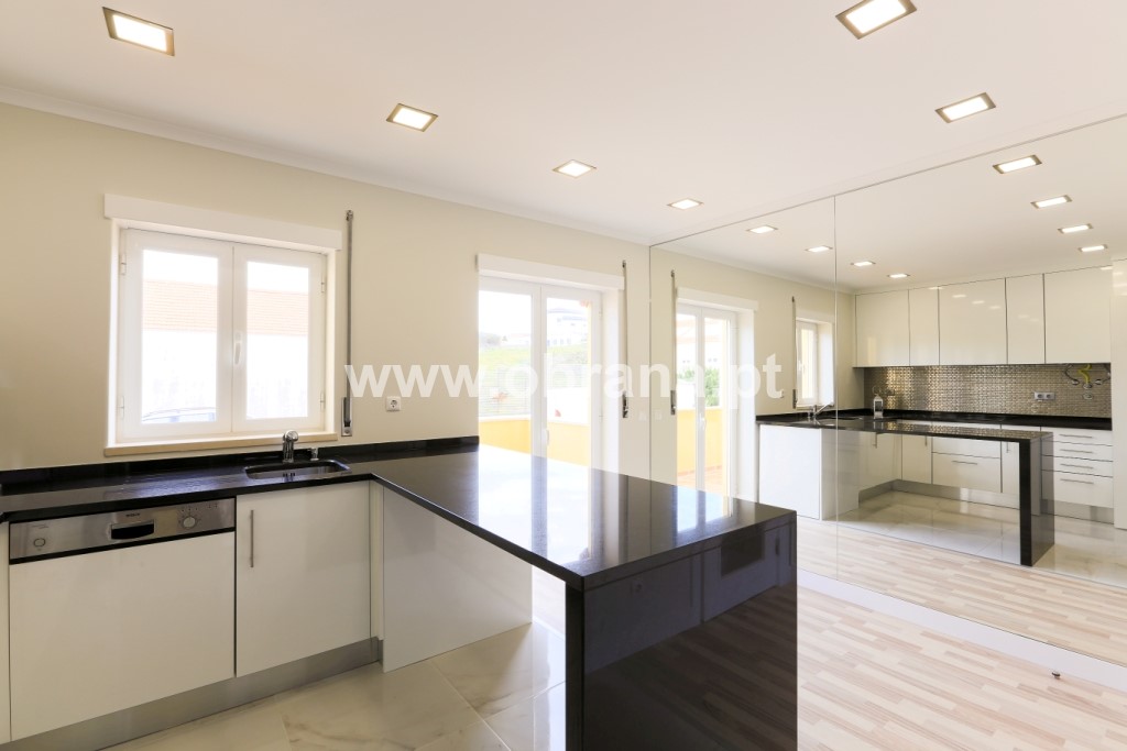 Residence -Villa J : Golden Visa Family Home