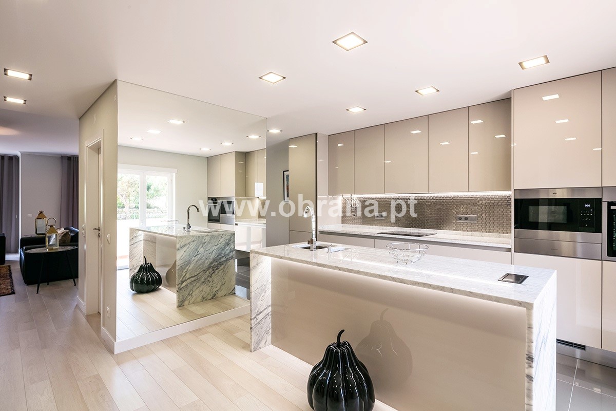 Residence -Villa O: Golden Visa Investment Home, close to Beach