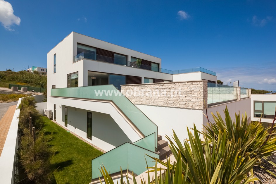 Silver Coast Heights - 4 Bedroom - SOLD